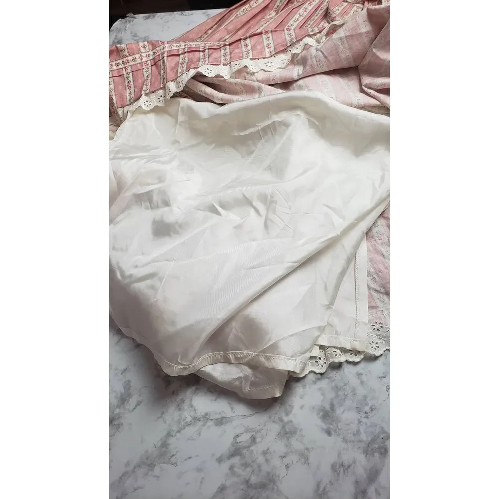 Vintage Enzian Trachter Floral‎ Pink Skirt  Made in Germany